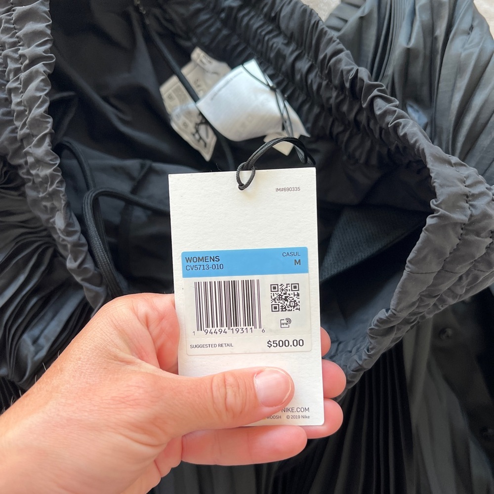 Nike and Sacai skirt - Picture 4 of 11